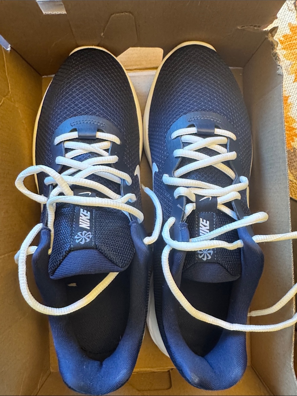 Nike Revolution 6 NN Midnight Navy and White Running Shoes Box Label